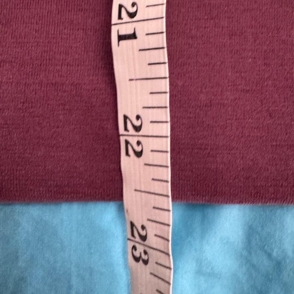NWOT Lululemon Perfectly Oversized Cropped Crew *Softstreme - Picture 3 of 6